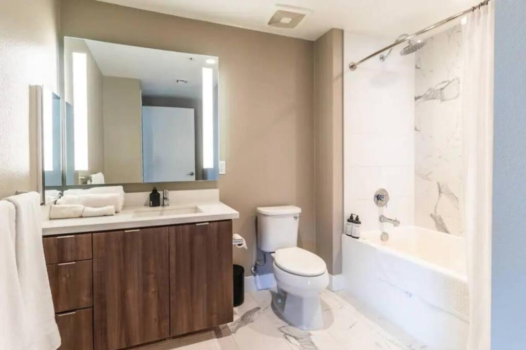 Ferienwohnung Comfortable & Spacious 2Bdr - 2Bth For 4 Guests In Hollywood Los Angeles Exterior foto